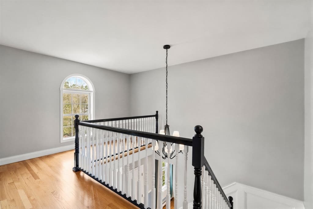25 Magnolia Ave, Manchester MA 01944 photo 17