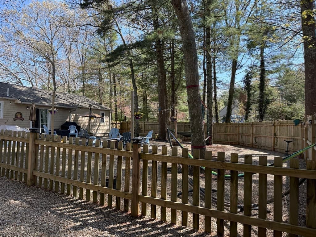 101 Brigantine Dr, Falmouth MA 02536 photo 17