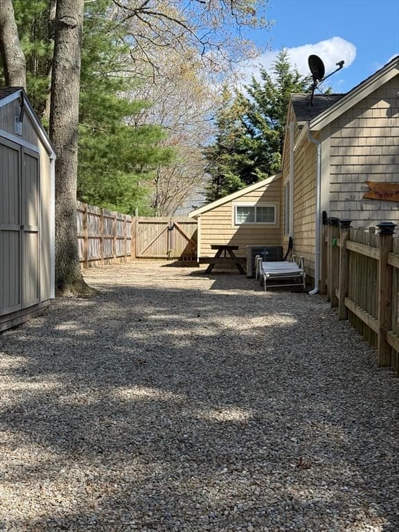 101 Brigantine Dr, Falmouth MA 02536 photo 18