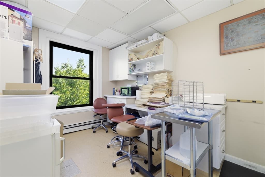 1051 Beacon # 408, Brookline MA 02446 photo 27