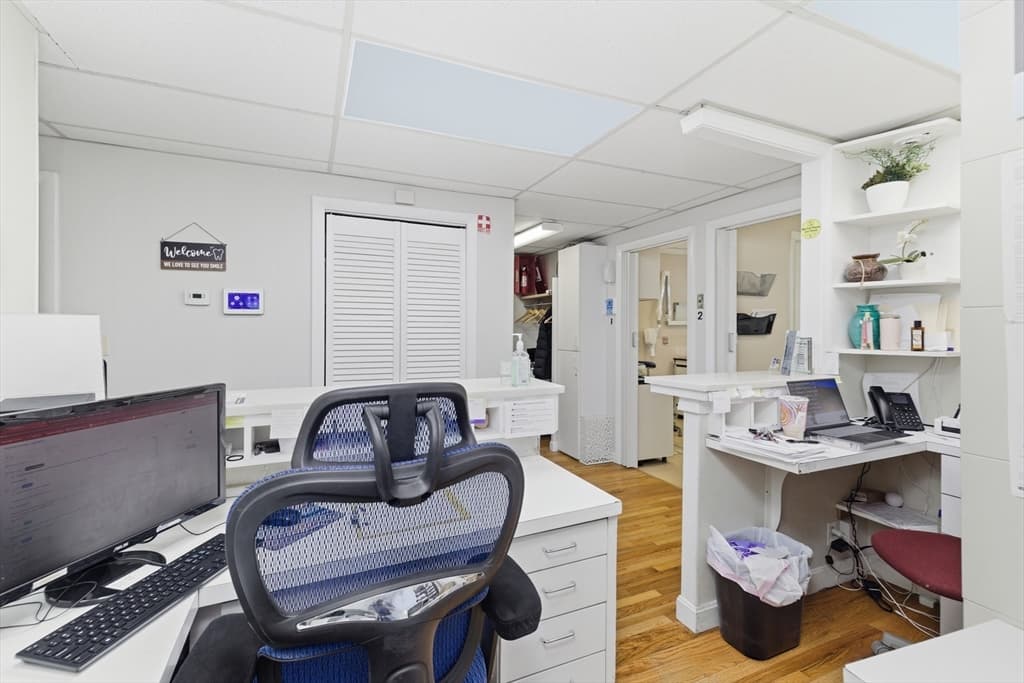 1051 Beacon # 408, Brookline MA 02446 photo 32