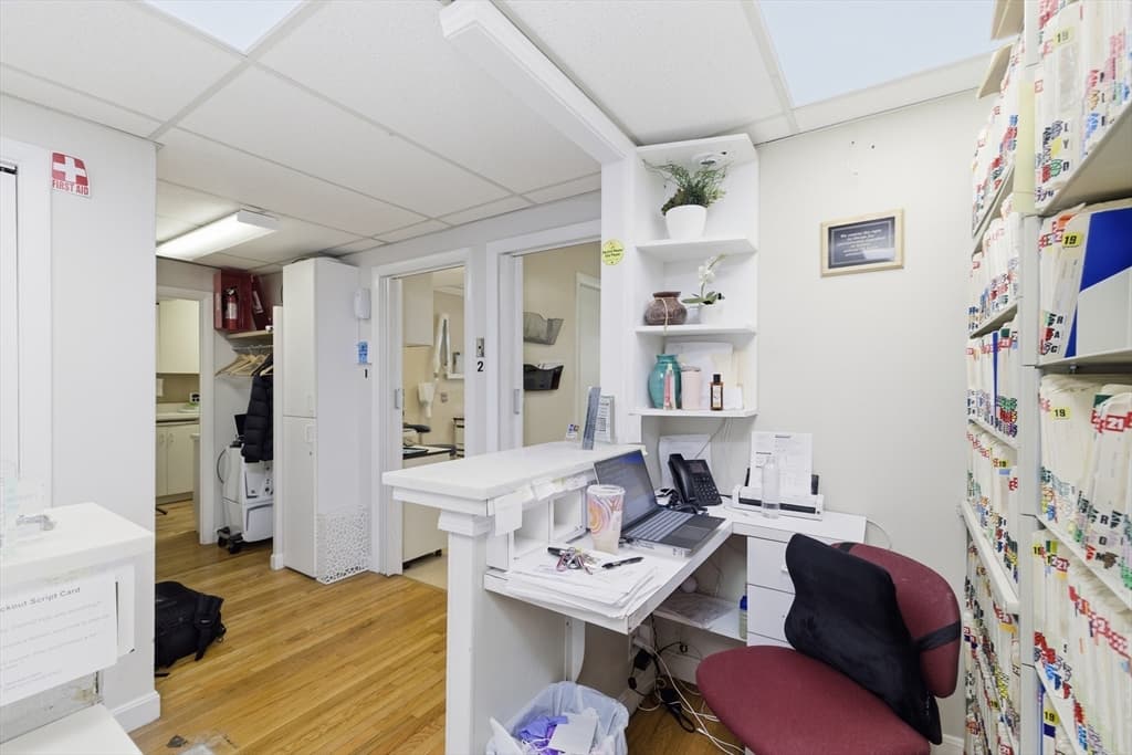 1051 Beacon # 408, Brookline MA 02446 photo 33