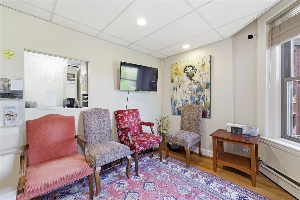 1051 Beacon # 408, Brookline MA 02446 photo 11