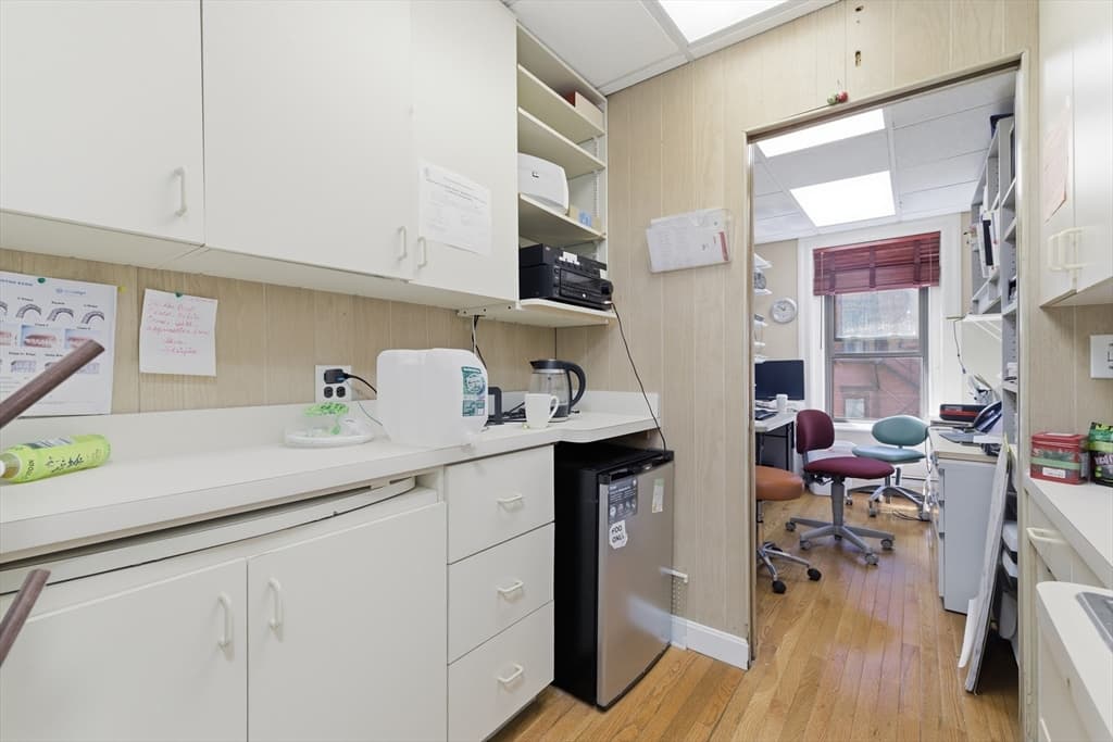 1051 Beacon # 408, Brookline MA 02446 photo 19