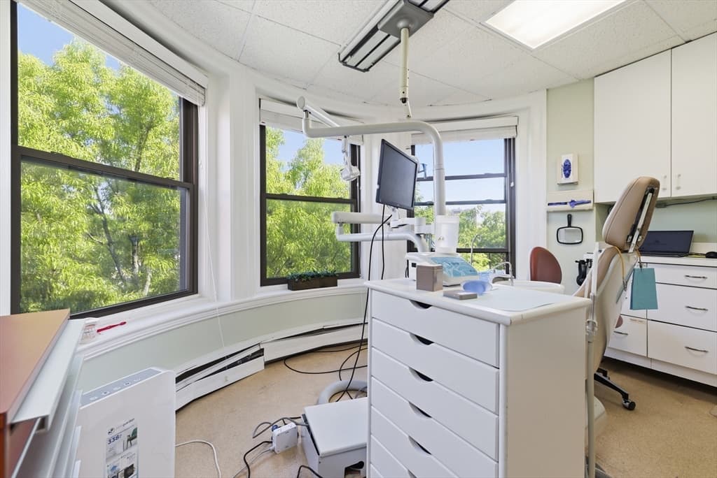 1051 Beacon # 408, Brookline MA 02446 photo 25