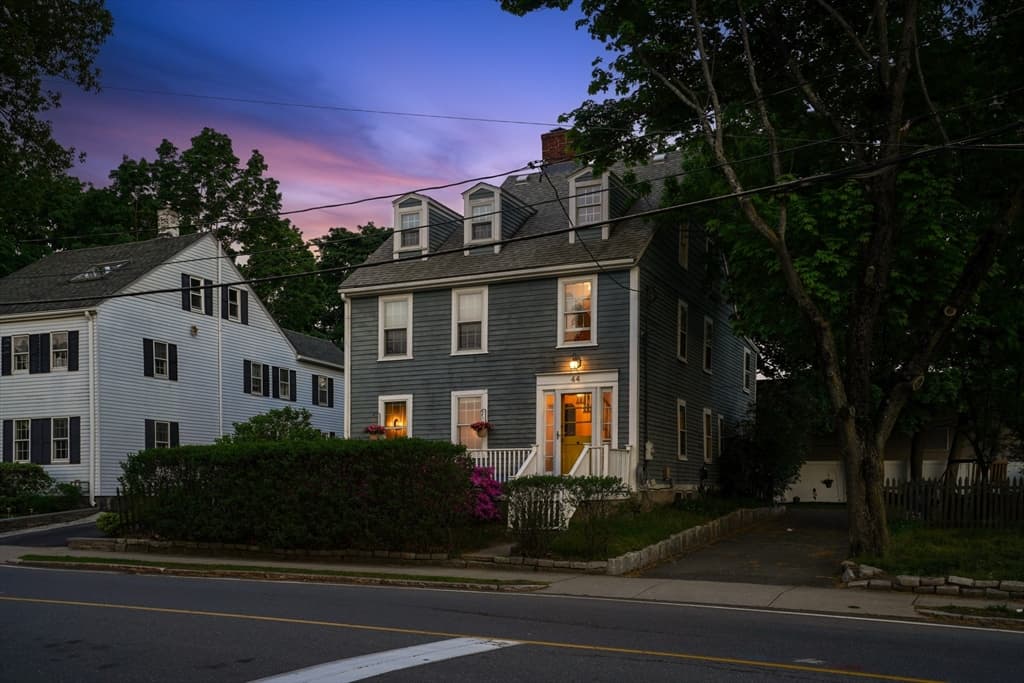 44 Church St, Wakefield MA 01880