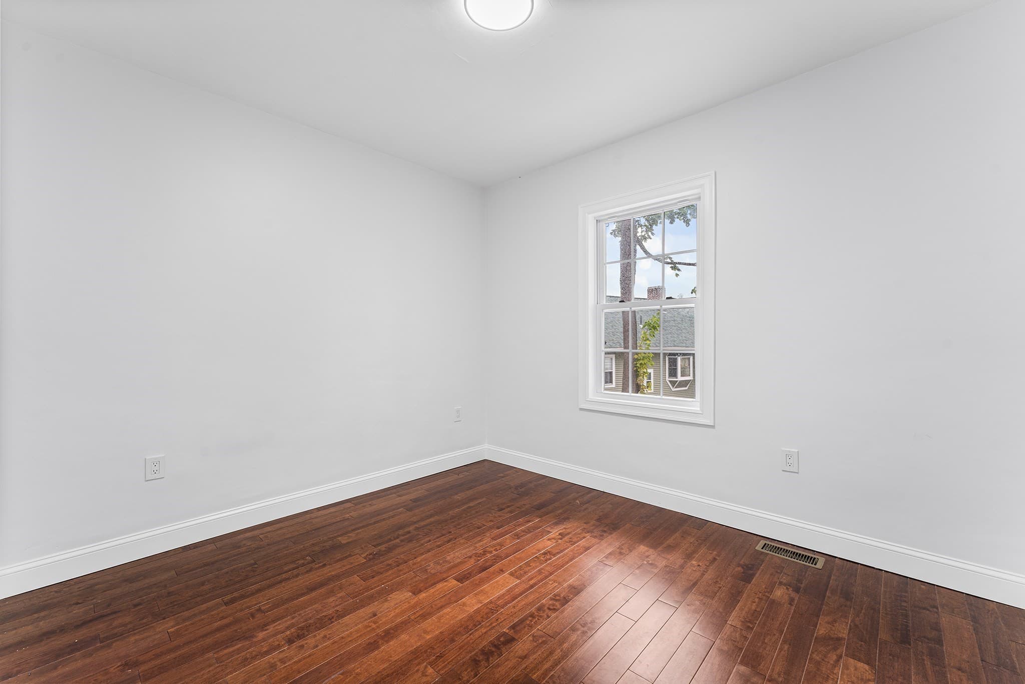 Single Family Residence at 70 Edgehill Rd, Winthrop MA 02152, Winthrop, photo 15 of 40