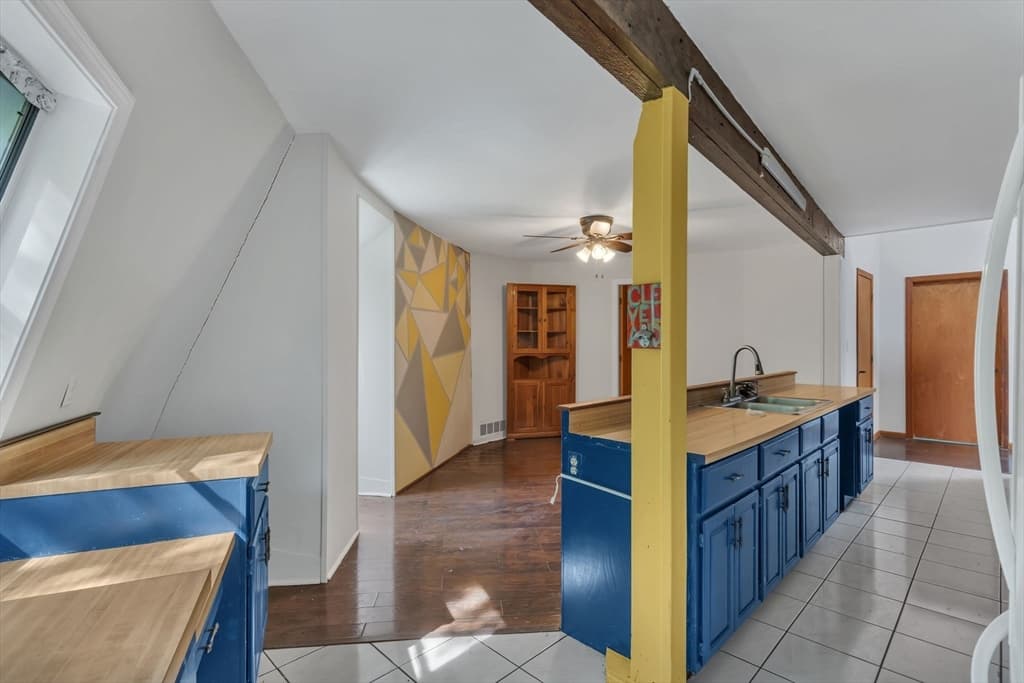 Single Family Residence at 243 Oak St, Holliston MA 01746, Holliston, photo 5 of 42