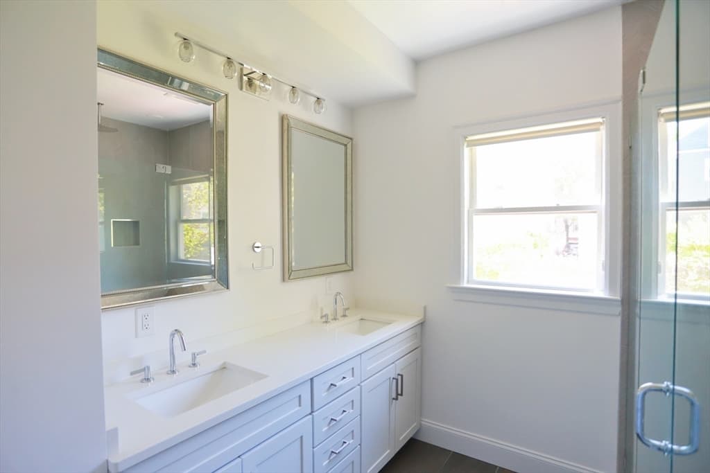 76 Flint St # 1, Somerville MA 02145 photo 9