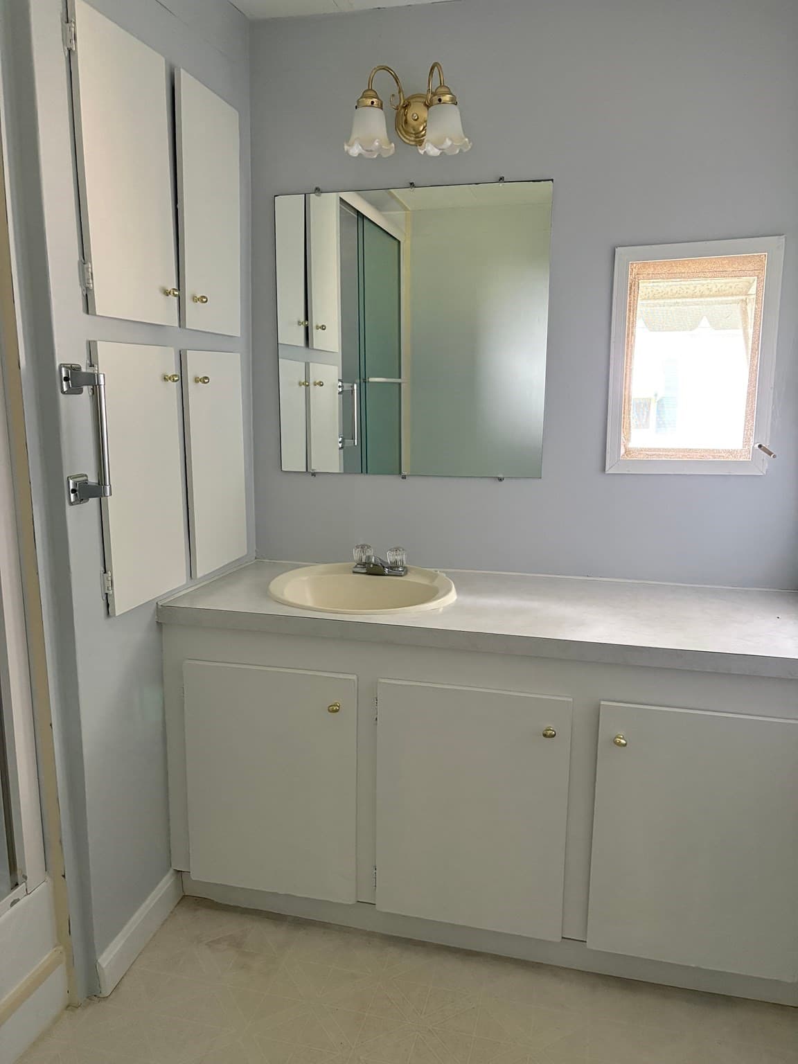 Mobile Home at 22 Thayer Dr, Taunton MA 02780, Taunton, photo 12 of 13