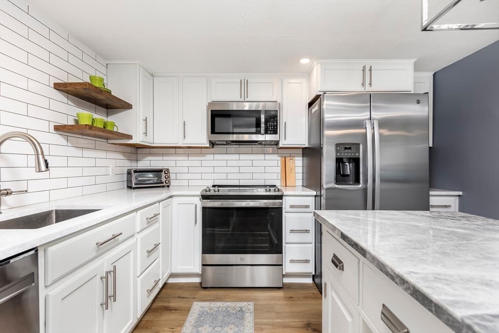 404 Paradise Road # 1C, Swampscott MA 01907 photo 12