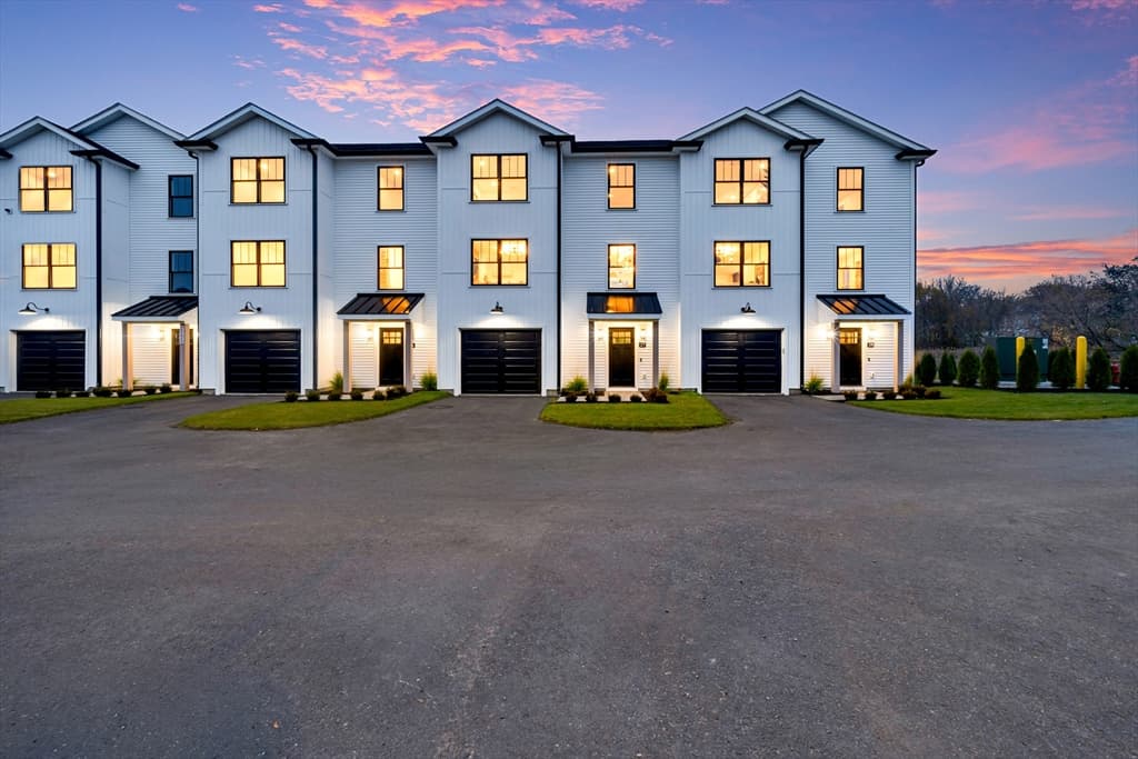 32 Birch Brook Landing # 11, Lynn MA 01905 photo 37