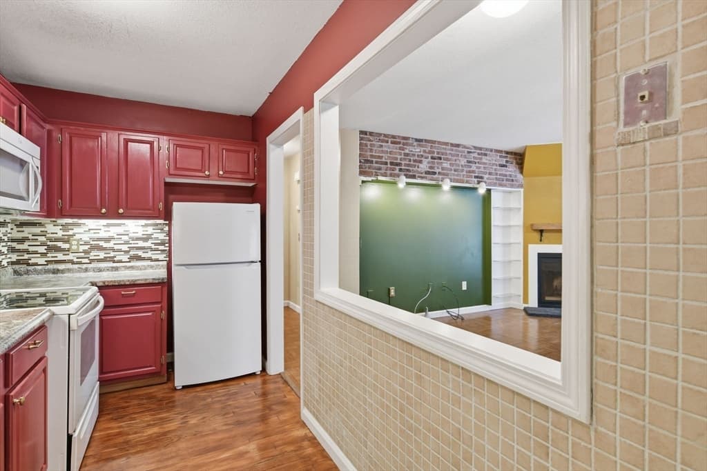 124 College St # 2, South Hadley MA 01075 photo 13