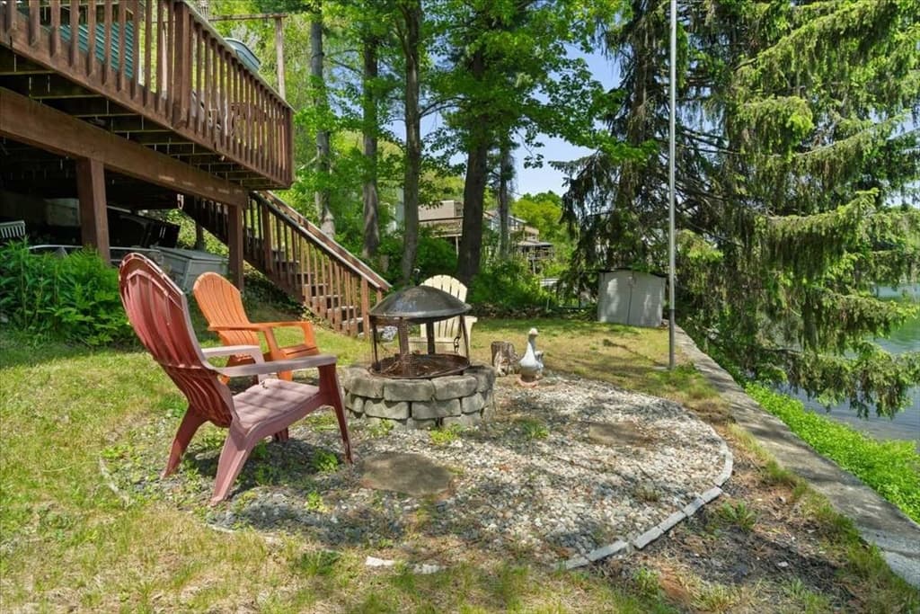 212 Grove St, Clinton MA 01510 photo 24