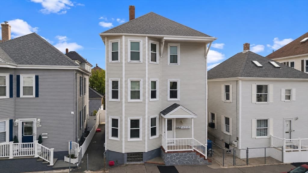 3 Family at 55 Salisbury St, New Bedford MA 02744