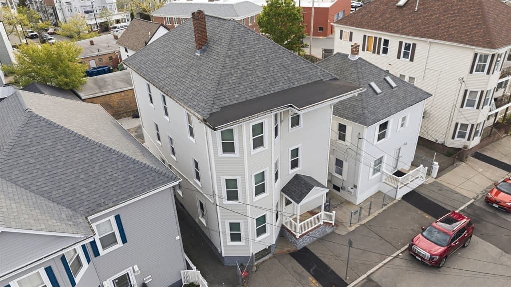 3 Family at 55 Salisbury St, New Bedford MA 02744, photo 34 of 41