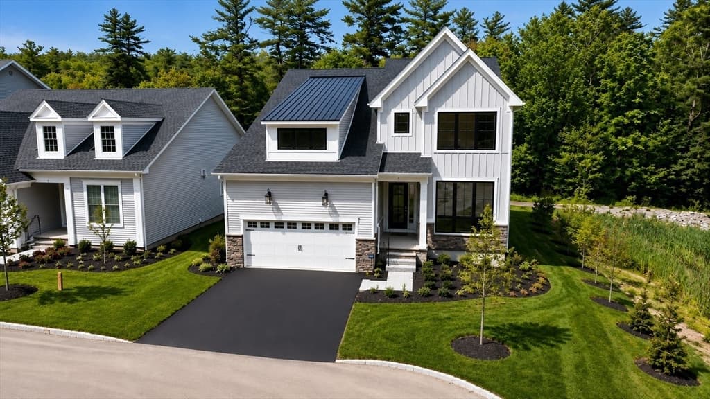 Condominium at 1 Juniper Ln # 1, Tyngsborough MA 01879, Tyngsborough, photo 2 of 41