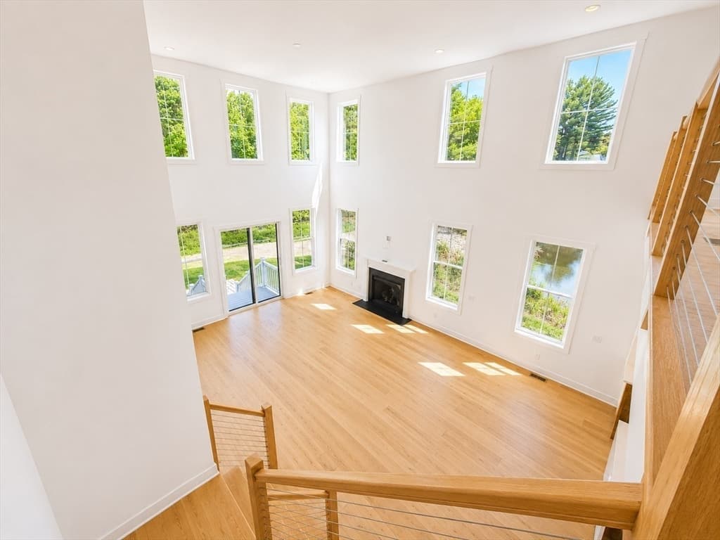 Condominium at 1 Juniper Ln # 1, Tyngsborough MA 01879, Tyngsborough, photo 13 of 41
