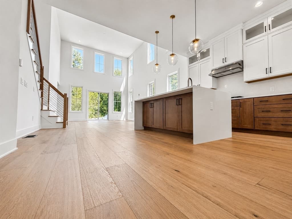Condominium at 1 Juniper Ln # 1, Tyngsborough MA 01879, Tyngsborough, photo 7 of 41