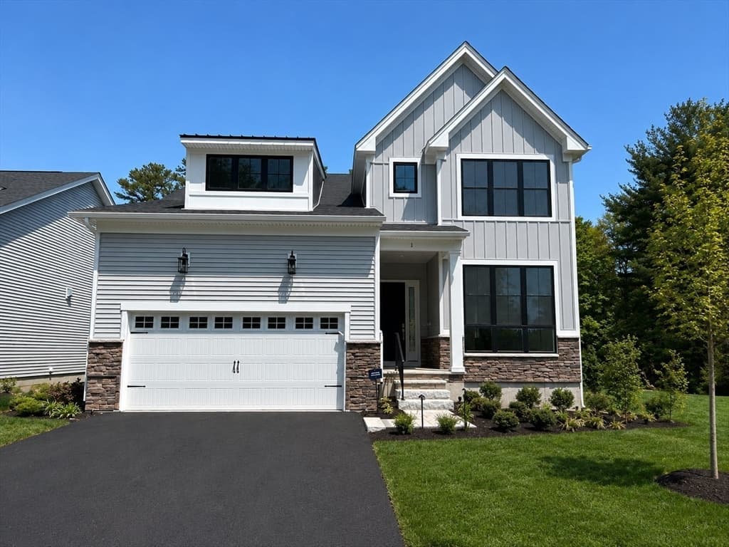 1 Juniper Ln # 1, Tyngsborough MA 01879