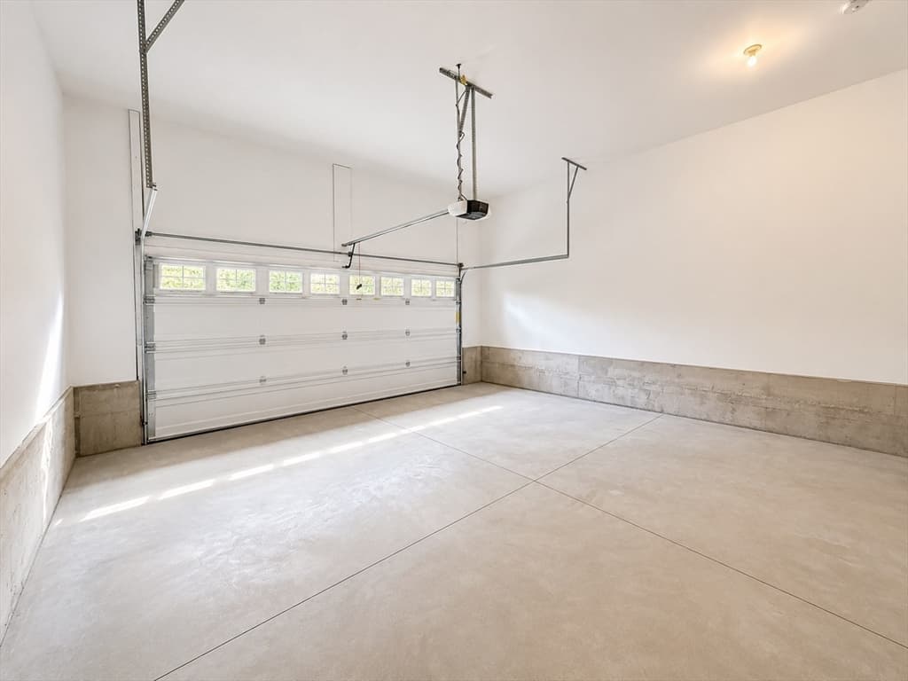 Condominium at 1 Juniper Ln # 1, Tyngsborough MA 01879, Tyngsborough, photo 30 of 41