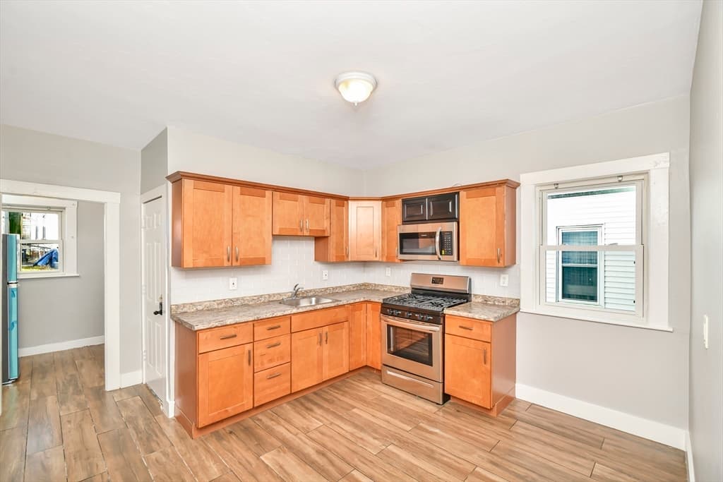 Multi Family at 102 Radcliffe St, Boston MA 02121, photo 25 of 35