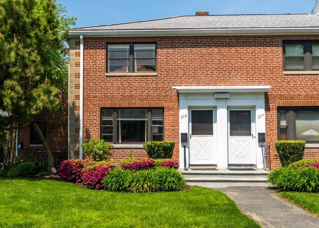 200-202 Church Street # 202, Waltham MA 02452