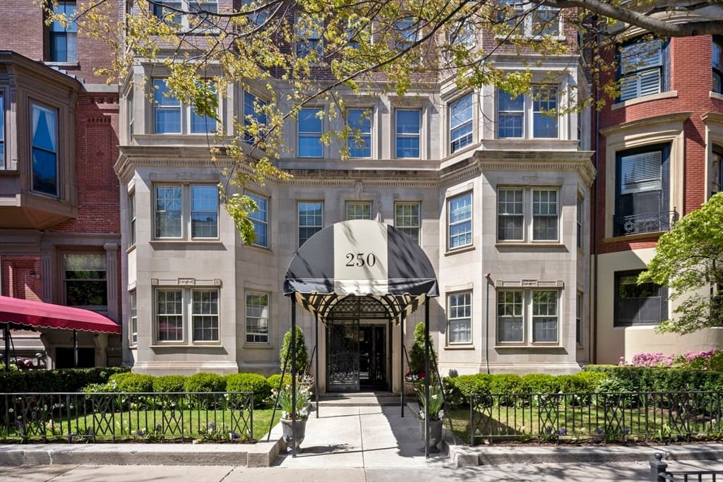 250 Beacon St # 10, Boston MA 02116