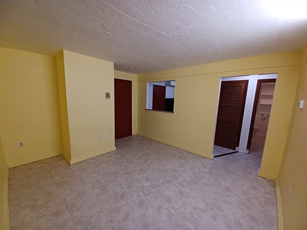 Condominium at 8 Jackson St # C1, Quincy MA 02169, photo 4 of 19