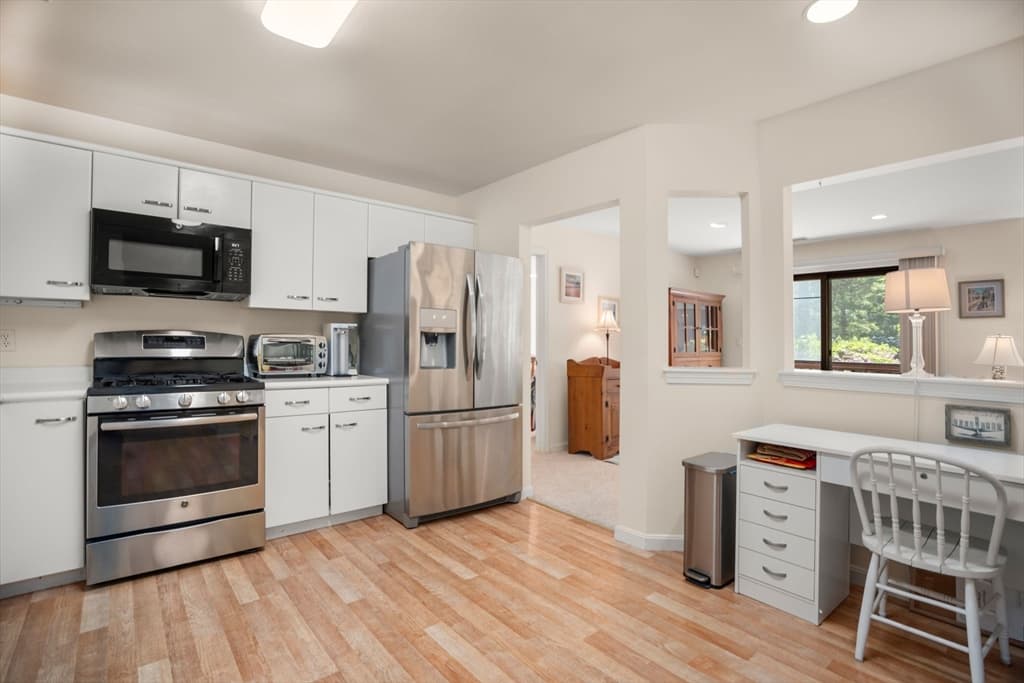 770 Salisbury St # J558, Worcester MA 01609 photo 2