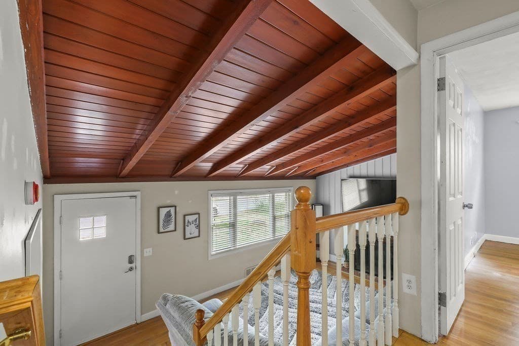 Single Family Residence at 3 Willett Drive, Attleboro MA 02703, Attleboro, photo 6 of 30