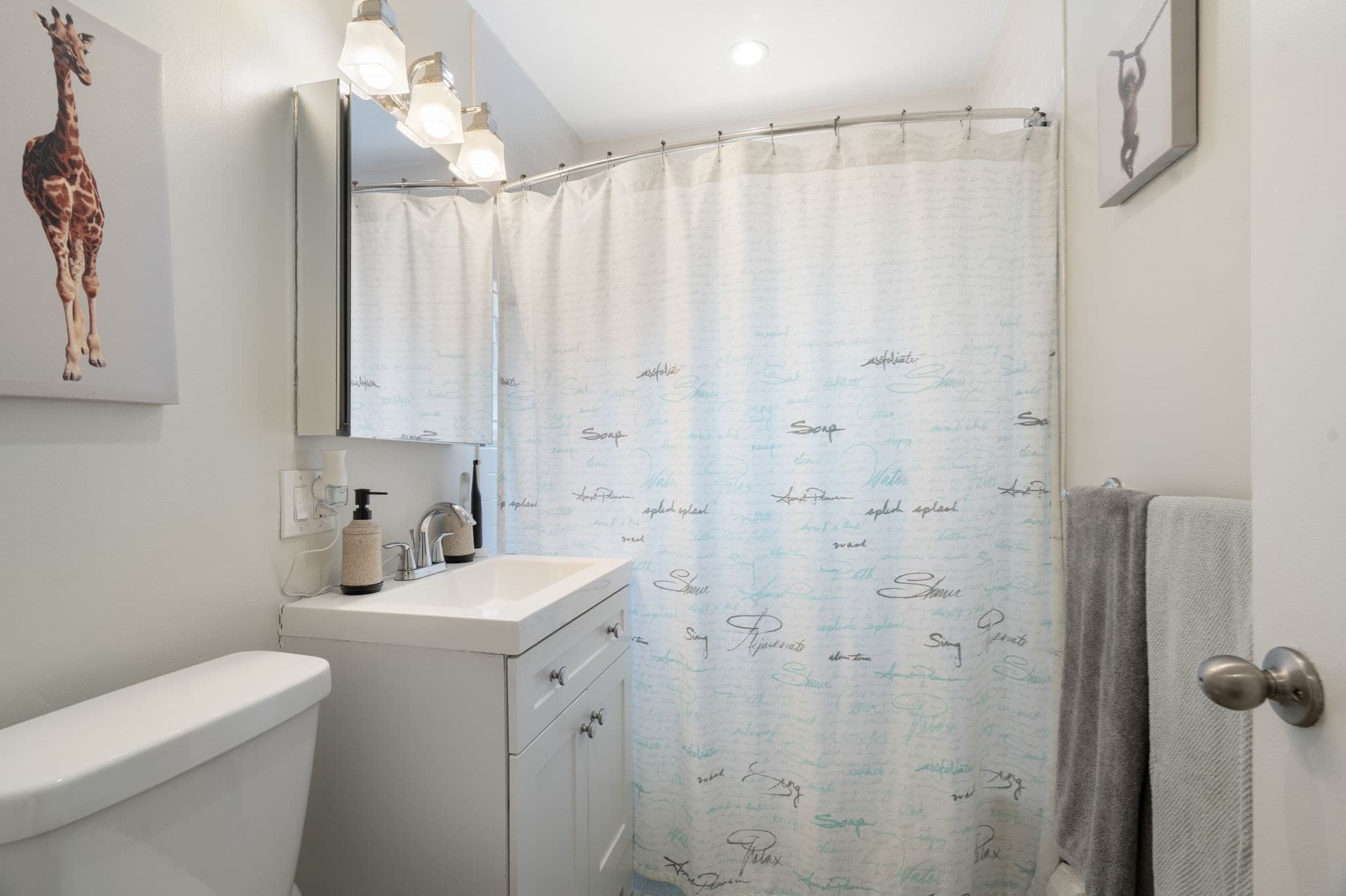 Condominium at 24 Westgate Road # 5, Boston MA 02132, Boston, photo 15 of 21
