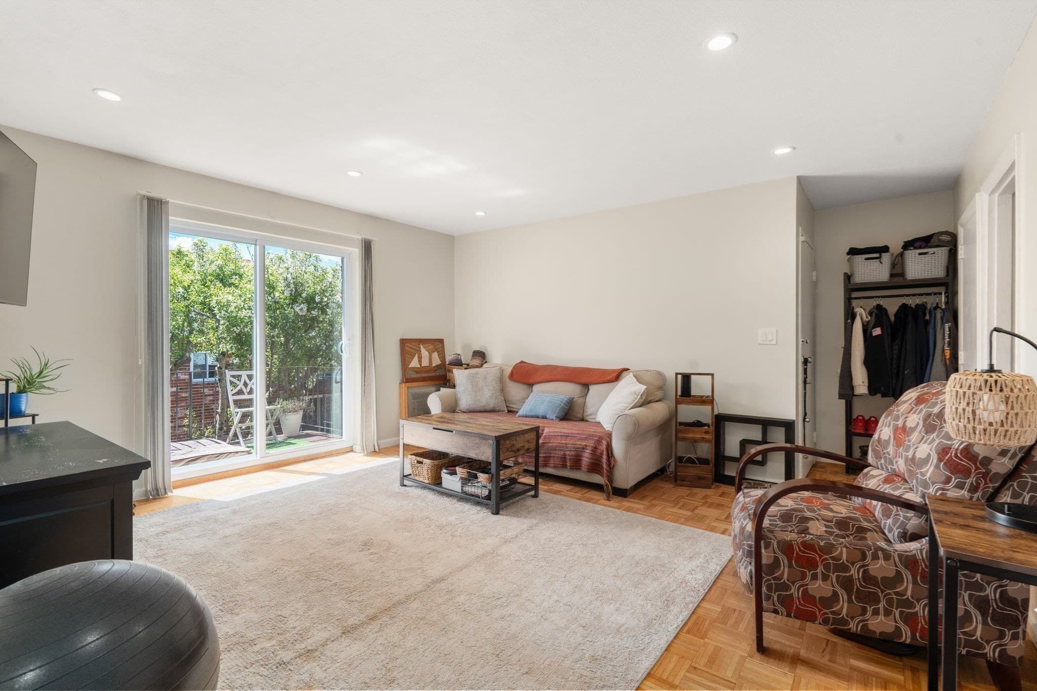 Condominium at 24 Westgate Road # 5, Boston MA 02132, Boston, photo 4 of 21