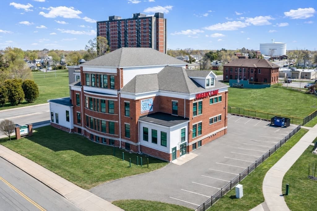 1151 Robeson St, Fall River MA 02720