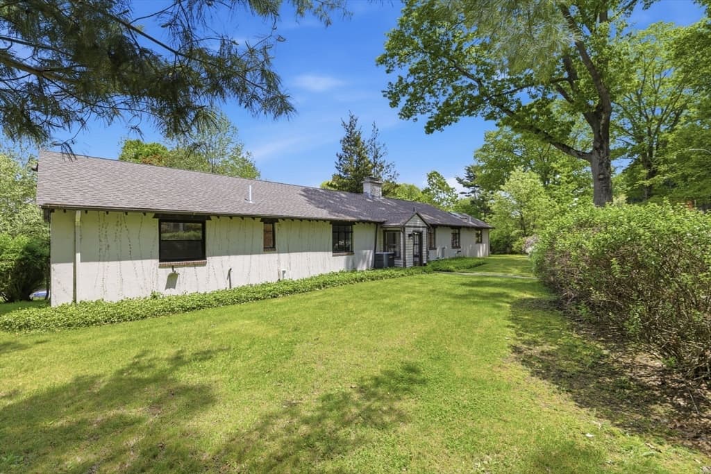 Single Family Residence at 180 Eliot St, Brookline MA 02467, Brookline, photo 36 of 37