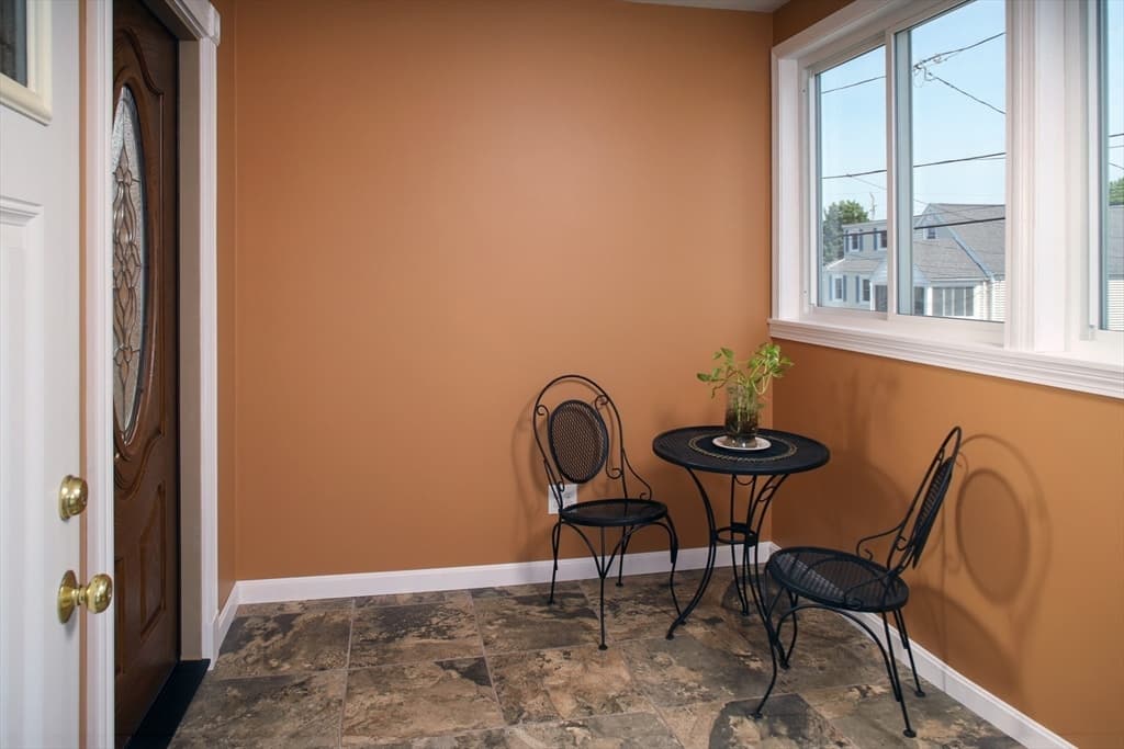 67 Newport Rd, Hull MA 02045 photo 3