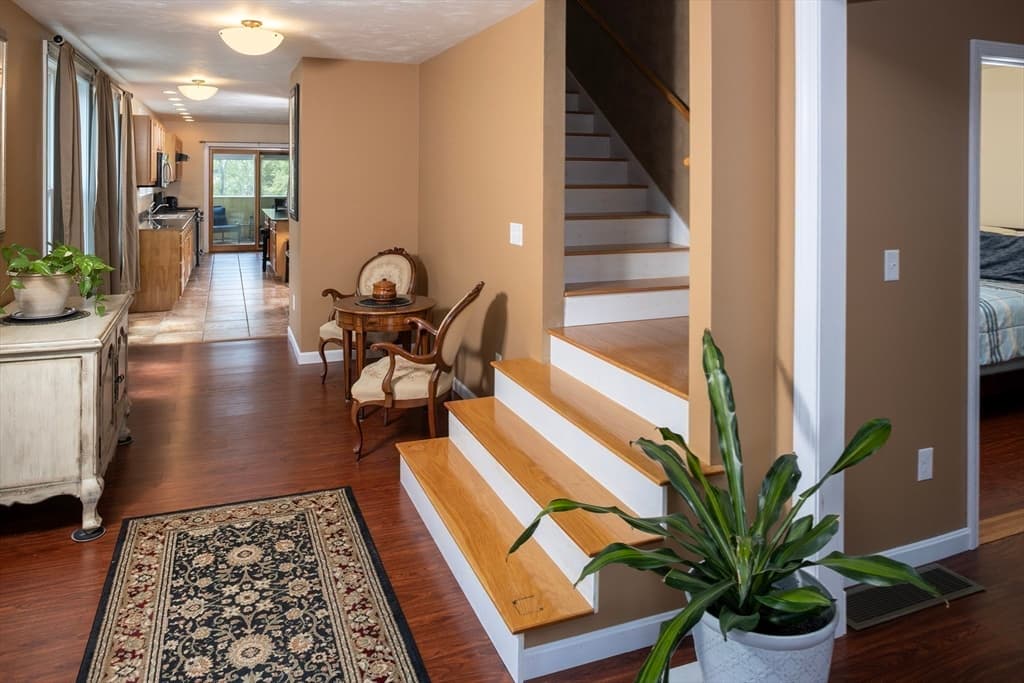 67 Newport Rd, Hull MA 02045 photo 4