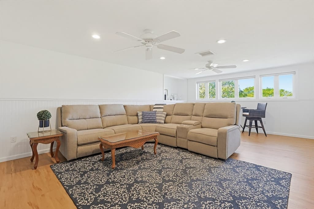 Condominium at 96 Cliffside Dr. # 96, Plymouth MA 02360, Plymouth, photo 23 of 39