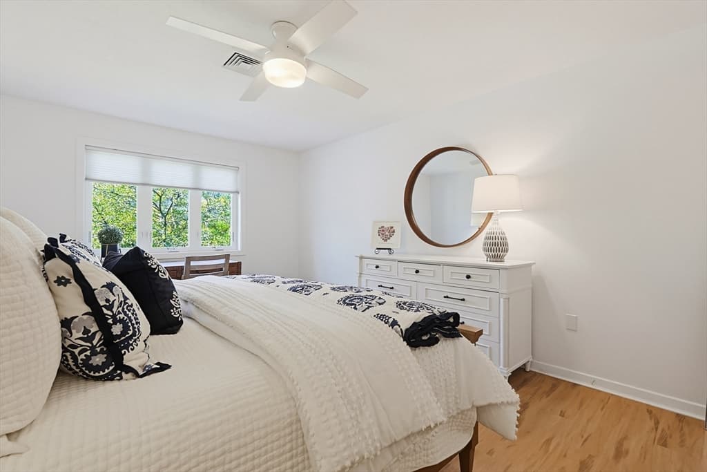 Condominium at 96 Cliffside Dr. # 96, Plymouth MA 02360, Plymouth, photo 13 of 39