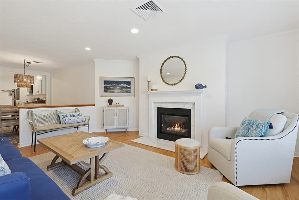 Condominium at 96 Cliffside Dr. # 96, Plymouth MA 02360, Plymouth, photo 10 of 39