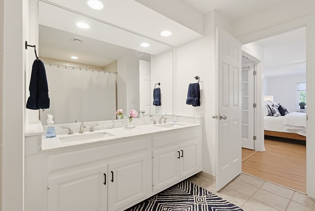 Condominium at 96 Cliffside Dr. # 96, Plymouth MA 02360, Plymouth, photo 14 of 39