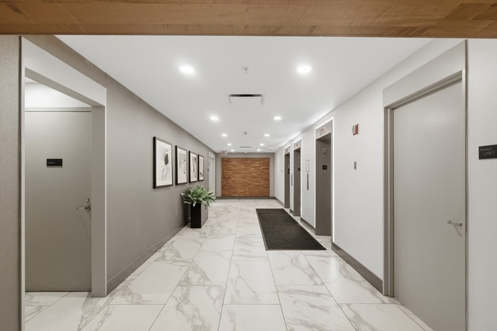 Condominium at 8-12 Museum Way # 1506, Cambridge MA 02141, Cambridge, photo 13 of 16