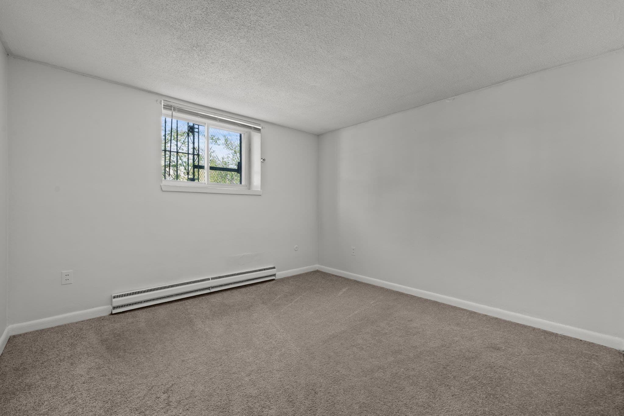 Condominium at 770 Cummins Hwy # 1, Boston MA 02126, Boston, photo 13 of 17