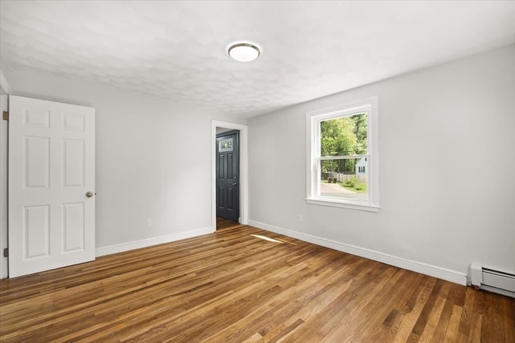 Single Family Residence at 15 Boyden Drive, Foxboro MA 02035, photo 27 of 40