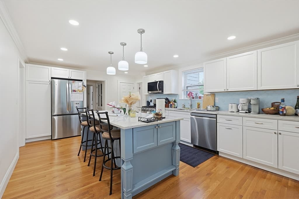 2 Family - 2 Units Up/Down at 22 Sweetser St, Wakefield MA 01880, Wakefield, photo 11 of 41