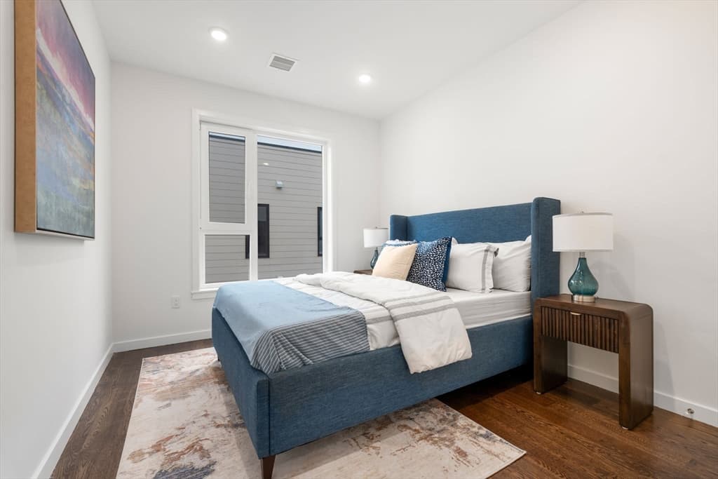 Condominium at 267 Old Colony # 510, Boston MA 02127, Boston, photo 13 of 28