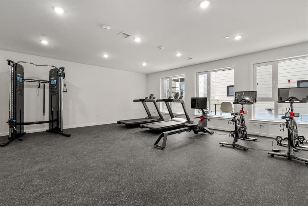 Condominium at 267 Old Colony # 510, Boston MA 02127, Boston, photo 19 of 28