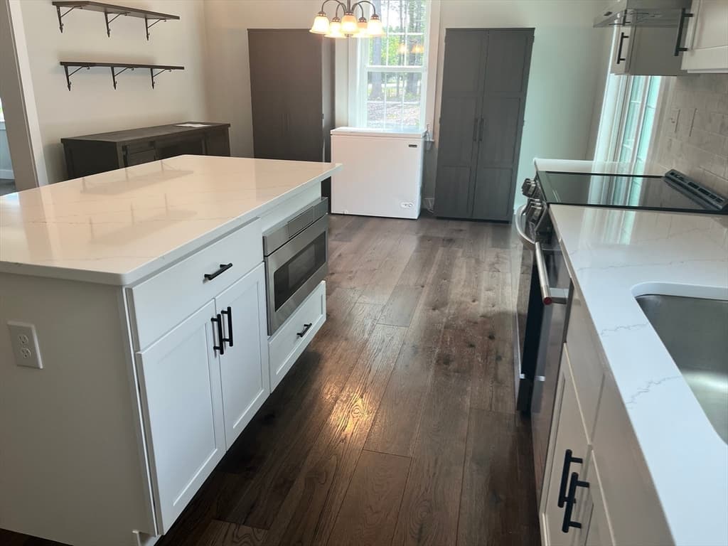 Single Family Residence at 90 Howland Rd, Lakeville MA 02347, photo 11 of 30