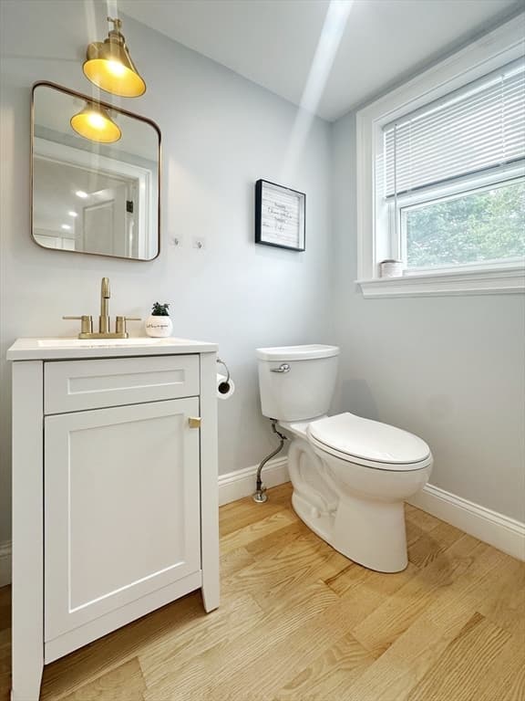 Condominium at 28 Arnold St # 28, Quincy MA 02169, photo 13 of 21