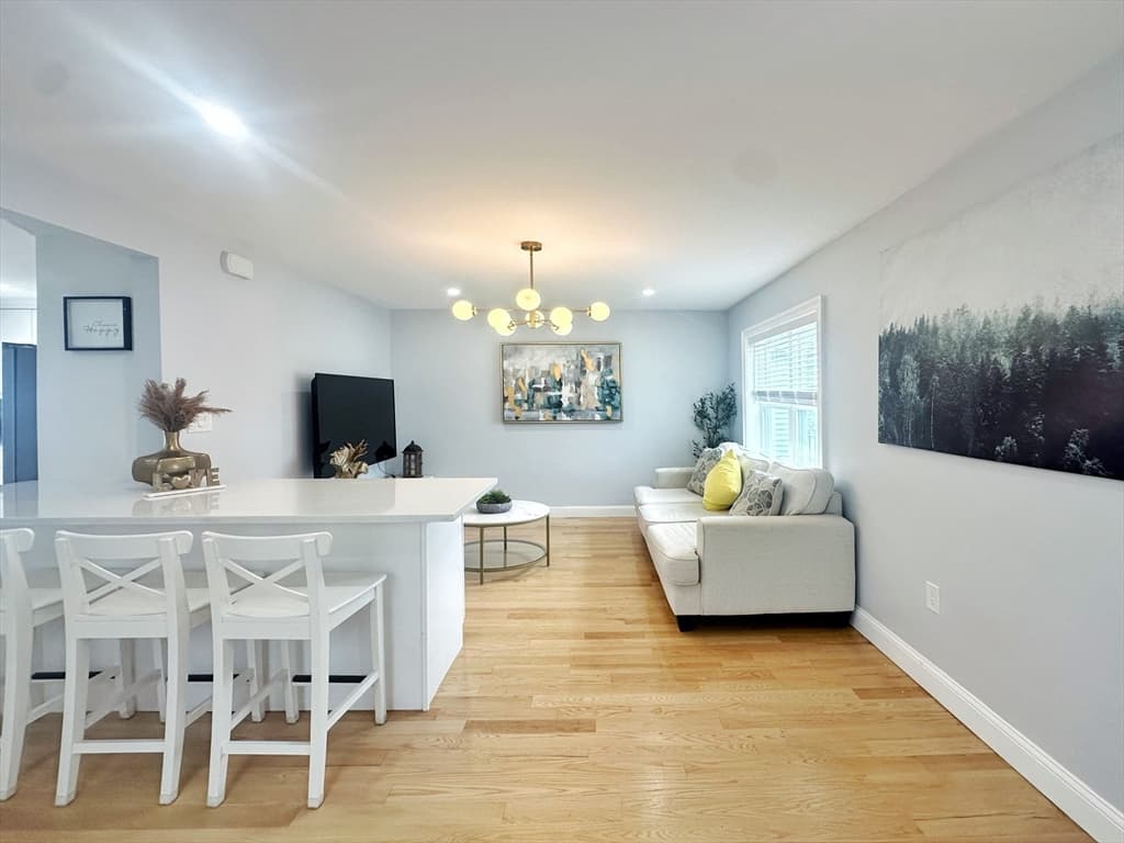 28 Arnold St # 28, Quincy MA 02169